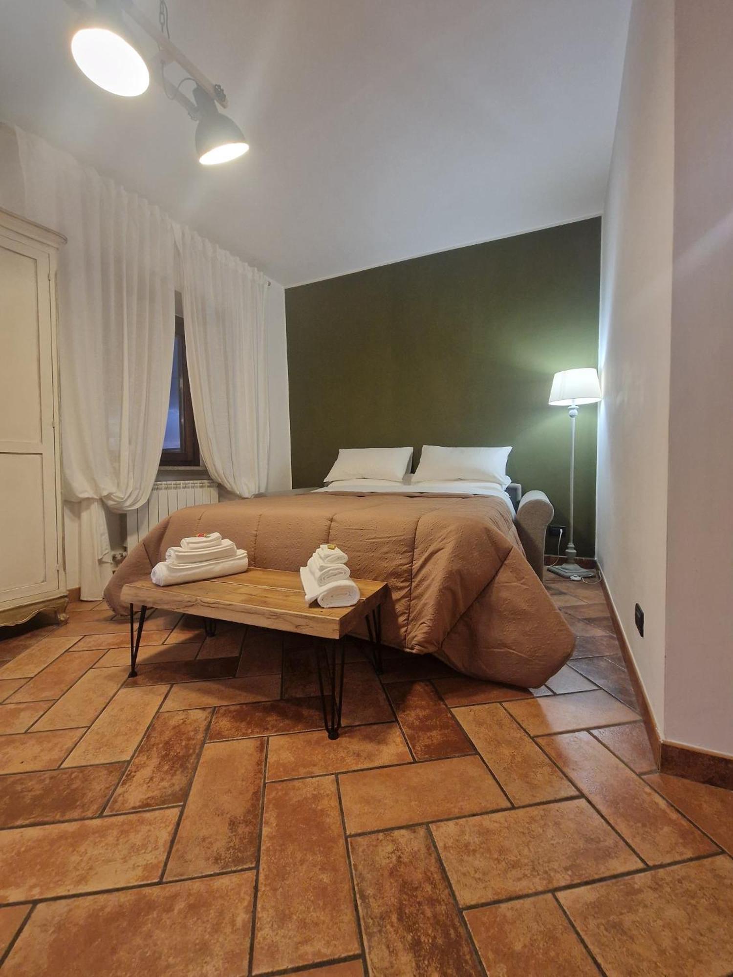 Piazza Duomo Casa Vacanze Сутри Екстериор снимка