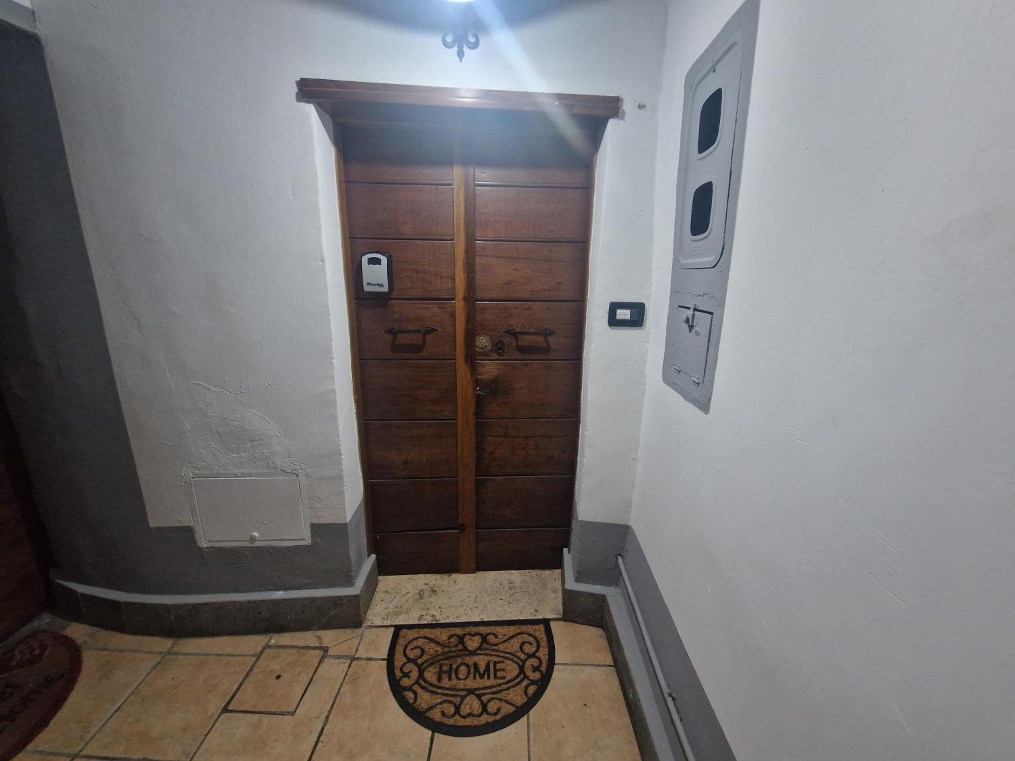 Piazza Duomo Casa Vacanze Сутри Екстериор снимка
